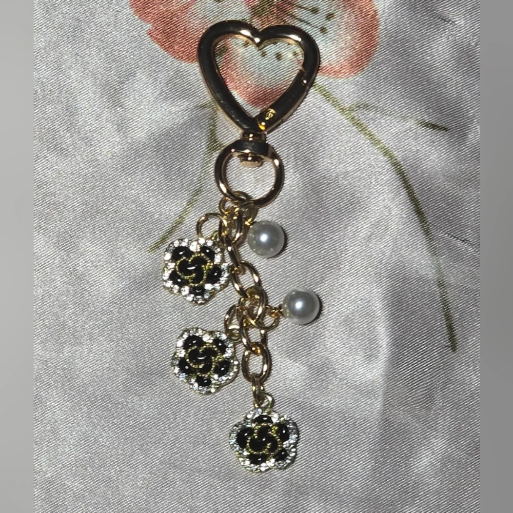 Gold and Black Floral Keychain with Pearls